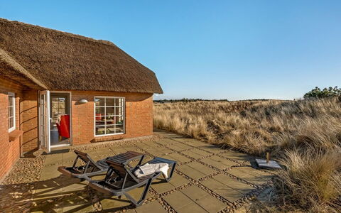 Hærulf - 300M from the Sea: Cottage, Shed, Hut, Farmhouse, Prairie, Shack, Barn, Log Cabin, Garden Buildings