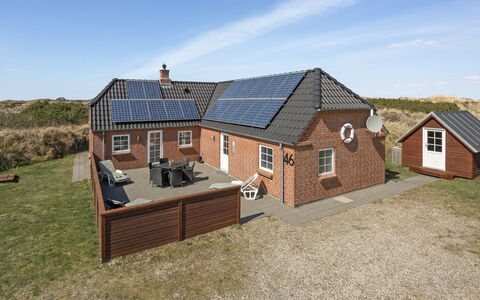 Didrika - 800M from the Sea: Grass, House, Roof, Home, Cottage, Shrub, Land Lot, Rural Area, Farmhouse, Groundcover