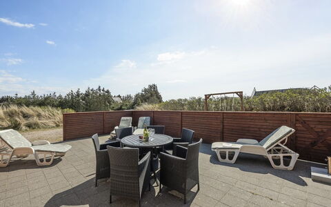 Didrika - 800M from the Sea: Grass, House, Roof, Home, Cottage, Shrub, Land Lot, Rural Area, Farmhouse, Groundcover