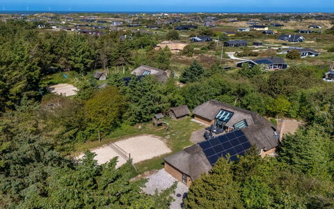 Laetitita - from the Sea: Landscape, Roof, Residential Area, Land Lot, Home, Rural Area, Cottage, Bird'S-Eye View, Aerial Photography, Estate