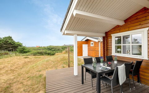 Herfrid - 600M from the Sea: Grass, House, Roof, Home, Cottage, Shrub, Land Lot, Rural Area, Farmhouse, Groundcover