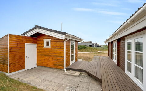 Herfrid - 600M from the Sea: Grass, House, Roof, Home, Cottage, Shrub, Land Lot, Rural Area, Farmhouse, Groundcover