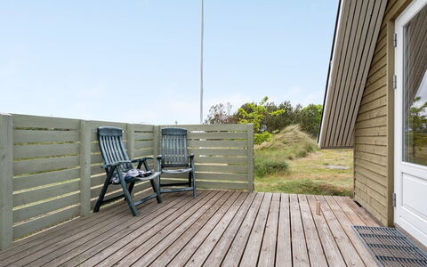 Hinz - from the Sea: House, Roof, Home, Cottage, Shrub, Groundcover, Estate, Farmhouse, Siding, Garden Buildings