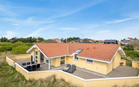 Skev - 200M to the Fjord: Cottage, Shed, Hut, Farmhouse, Prairie, Shack, Barn, Log Cabin, Garden Buildings