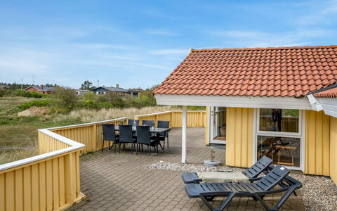 Skev - 200M to the Fjord: Cottage, Shed, Hut, Farmhouse, Prairie, Shack, Barn, Log Cabin, Garden Buildings