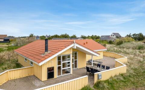 Skev - 200M to the Fjord: Cottage, Shed, Hut, Farmhouse, Prairie, Shack, Barn, Log Cabin, Garden Buildings