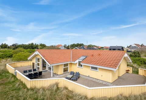 Skev - 200M to the Fjord: Home, Cottage, Siding, Hardwood, Shade, Plank, Design, Estate, Porch, Deck