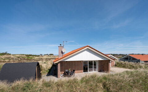 Stinna - from the Sea: Cottage, Shed, Hut, Farmhouse, Prairie, Shack, Barn, Log Cabin, Garden Buildings