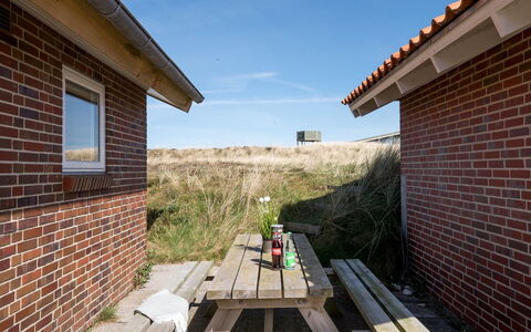 Stinna - from the Sea: Cottage, Shed, Hut, Farmhouse, Prairie, Shack, Barn, Log Cabin, Garden Buildings