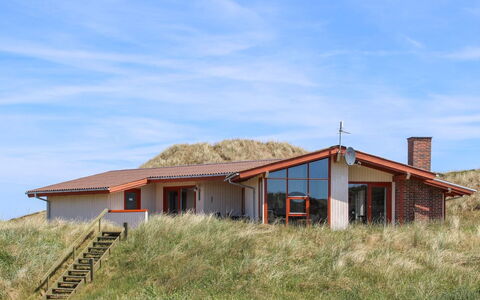 Jorma - 250M to the Fjord: Grass, House, Roof, Home, Cottage, Shrub, Land Lot, Rural Area, Farmhouse, Groundcover