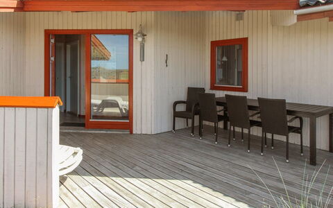 Jorma - 250M to the Fjord: Grass, House, Roof, Home, Cottage, Shrub, Land Lot, Rural Area, Farmhouse, Groundcover