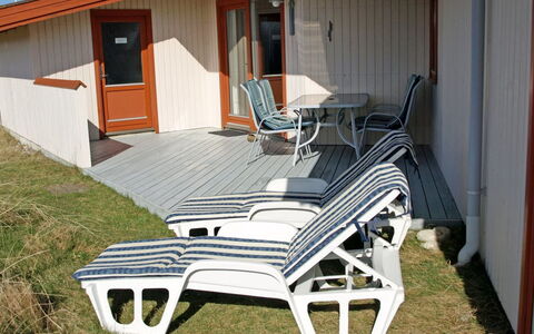 Jorma - 250M to the Fjord: Grass, House, Roof, Home, Cottage, Shrub, Land Lot, Rural Area, Farmhouse, Groundcover