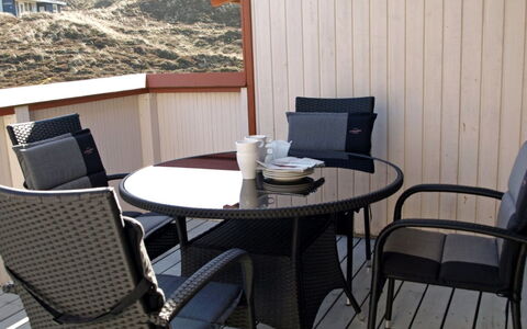 Jorma - 250M to the Fjord: Grass, House, Roof, Home, Cottage, Shrub, Land Lot, Rural Area, Farmhouse, Groundcover
