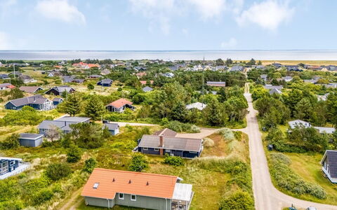 Gedda - 700M from the Sea: Estate, Farm