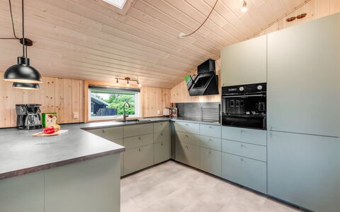Everd - 500M to the Fjord: Roof, House, Home, Cottage, Siding, Estate, Driveway, Garden Buildings, Yard, Shed