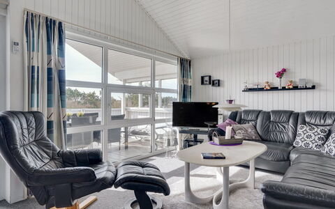 Esir - 800M from the Sea: Cottage, Shed, Hut, Farmhouse, Prairie, Shack, Barn, Log Cabin, Garden Buildings