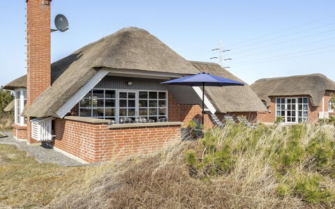 Lavina - 950M from the Sea: House, Roof, Home, Cottage, Shed, Garden Buildings, Siding, Yard, Log Cabin, Hut