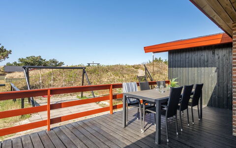 Eljene - 750M from the Sea: House, Roof, Home, Cottage, Shed, Garden Buildings, Siding, Yard, Log Cabin, Hut