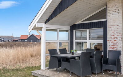 Galmand - 300M from the Sea