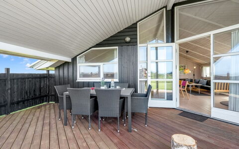 Eemil - 700M from the Sea: Roof, Land Lot, Cottage, Home, Rural Area, Shed, Siding, Garden Buildings, Log Cabin, Hut