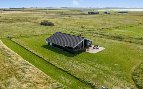 Eemil - 700M from the Sea: Roof, Land Lot, Cottage, Home, Rural Area, Shed, Siding, Garden Buildings, Log Cabin, Hut