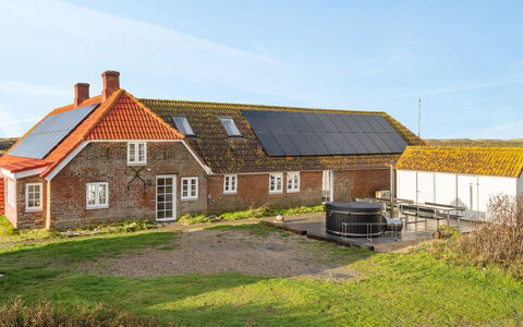 Answald - 250M from the Sea: Cottage, Shed, Hut, Farmhouse, Prairie, Shack, Barn, Log Cabin, Garden Buildings