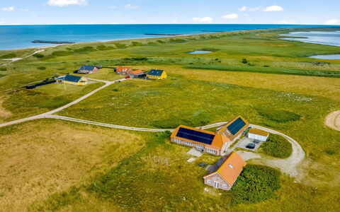 Answald - 250M from the Sea: Cottage, Shed, Hut, Farmhouse, Prairie, Shack, Barn, Log Cabin, Garden Buildings