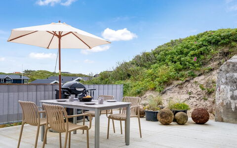 Zora - 100M from the Sea: Building, House, Wood, Home, Roof, Cottage, Residential Area, Shrub, Architecture