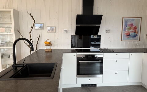 Mauri - 350M from the Sea: Flooring, Kitchen, Wood, Countertop, Floor, Cabinetry, Kitchen Appliance, Kitchen Stove, Interior Design, Wood Flooring