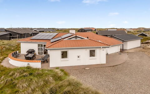 Palli - 600M from the Sea: Cottage, Shed, Hut, Farmhouse, Prairie, Shack, Barn, Log Cabin, Garden Buildings