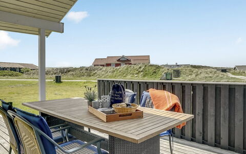 Emppu - 400M from the Sea: Cottage, Shed, Hut, Farmhouse, Prairie, Shack, Barn, Log Cabin, Garden Buildings