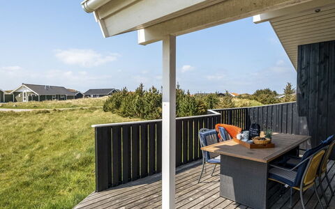 Emppu - 400M from the Sea: Cottage, Shed, Hut, Farmhouse, Prairie, Shack, Barn, Log Cabin, Garden Buildings