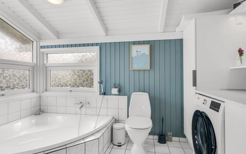 Laurentius - 300M from the Sea: Interior Design, Flooring, Plumbing Fixture, Ceiling, Floor, Tap, Sink, Bathroom, Plumbing, Home