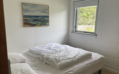 Felicia - 800M from the Sea: Wood, Floor, Bedroom, Flooring, Bed, Bedding, Bed Sheet, Bed Frame, Room, Ceiling