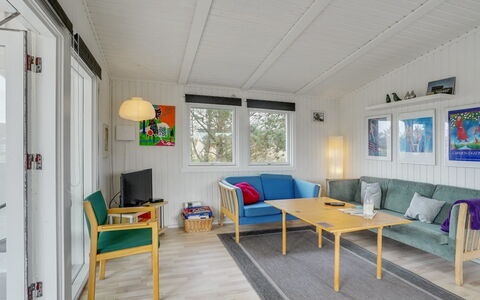 Mads - 950M from the Sea: Cottage, Shed, Hut, Farmhouse, Prairie, Shack, Barn, Log Cabin, Garden Buildings
