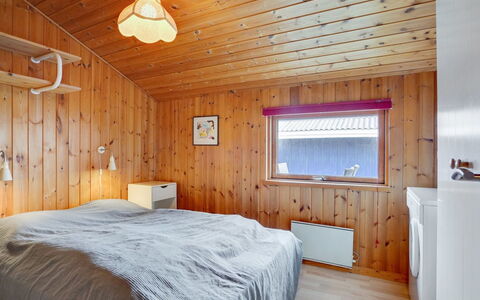 Joern - 300M from the Sea: Roof, Plain, Land Lot, Rural Area, Home, Estate, Field, Cottage, Lawn, Suburb