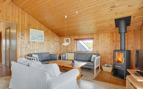 Joern - 300M from the Sea: Cottage, Shed, Hut, Farmhouse, Prairie, Shack, Barn, Log Cabin, Garden Buildings