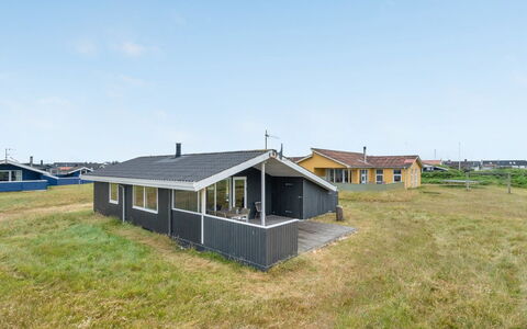 Svea - 400M from the Sea: Roof, Home, Cottage, Siding, Shade, Farmhouse, Estate, Driveway, Garden Buildings, Yard