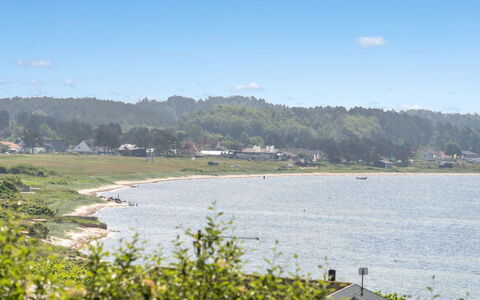 Jadara - 200M from the Sea: White