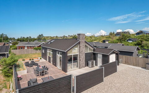 Erk - 700M from the Sea: Roof, House, Home, Cottage, Siding, Estate, Driveway, Garden Buildings, Yard, Shed
