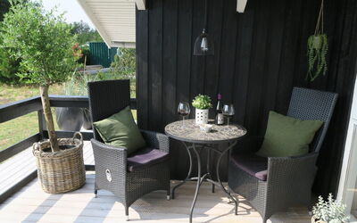 Elayne - 3Km from the Sea