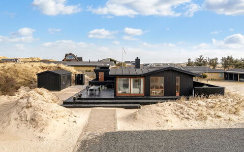 Kiina - 100M from the Sea: Wood, Roof, Door, Cottage, Shade, Siding, Lumber, Shed, Outdoor Structure