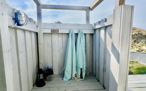 Nilson - 1.4Km from the Sea: Wood, Roof, House, Cottage, Door, Home, Siding, Land Lot, Garden Buildings, Shed