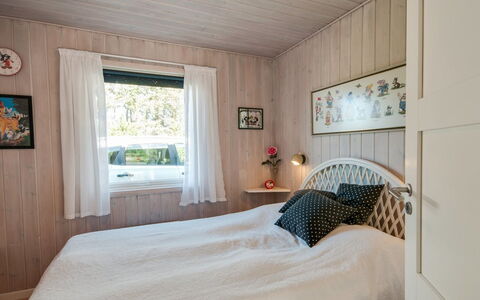 Diuri - 400M from the Sea: Bedroom, Bed, Bed Sheet, Wood, Bedding, Interior Design, Furniture, Ceiling, Floor, Flooring
