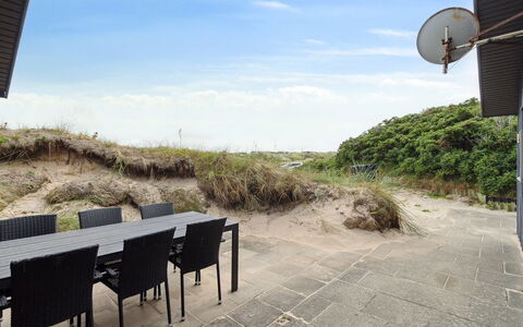 Aghe - 250M from the Sea: Wood, Roof, Architecture, Home, House, Cottage, Siding, Hardwood, Slope, Estate