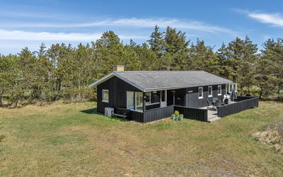 Melisande - 950M from the Sea
