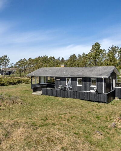 Melisande - 950M from the Sea
