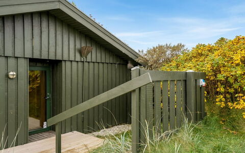 Hunved - 500M from the Sea: Wood, Shrub, Land Lot, Garden Buildings, Siding, Shed, Groundcover, Cottage, Garden, Backyard