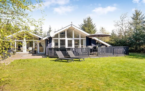 Gustina - 1.2Km from the Sea: House, Home, Door, Roof, Cottage, Estate, Garden, Shade, Siding, Yard