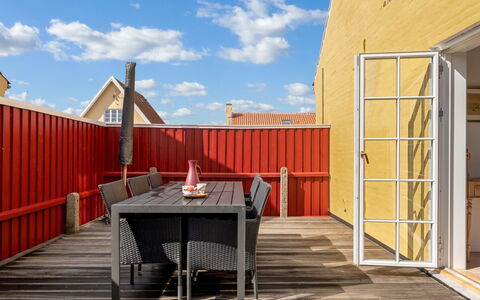 Caranus - 900M from the Sea: Apartment, Shade, Balcony, Chair, Fence, Outdoor Furniture, Aluminium, Artificial Turf